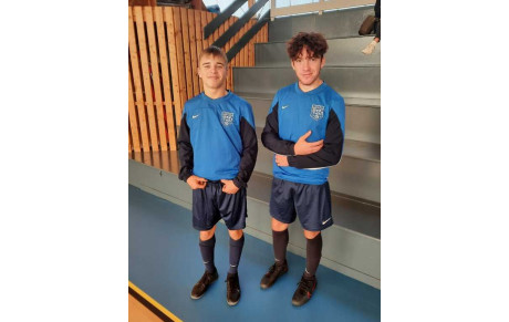 Deux U17 sélectionnés en équipe district !